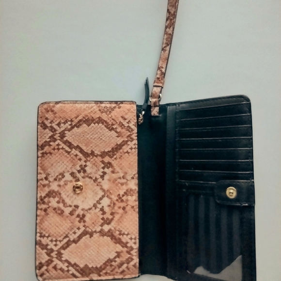 Victoria Secret VS Exotic Python Tech Wristlet Wallet Pink - Picture 7 of 10